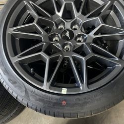 Mustang  Wheels And Tires 
