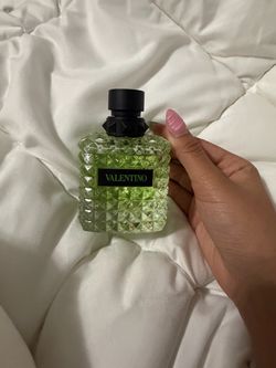Valentino Born in Roma Green Perfume