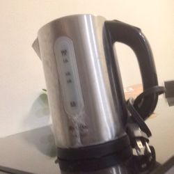 Mr. Coffee Digital Electric Kettle
