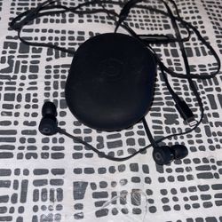 Beats By Dre Urbeats3 Wired Earbuds For iPhone With Lightning Connector 