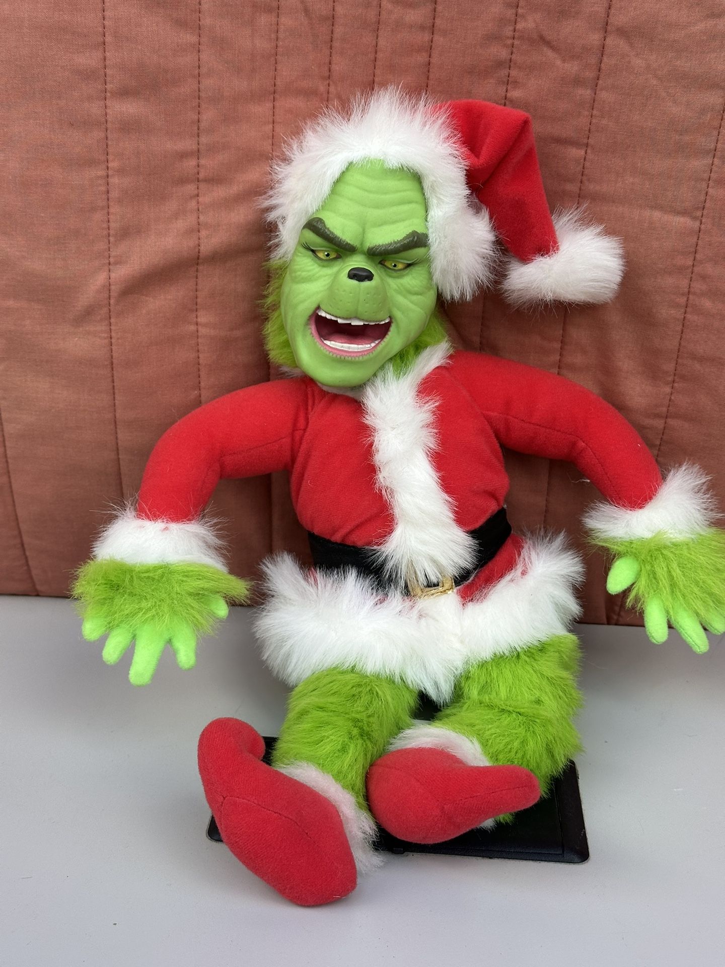 Vintage How the Grinch Stole Christmas 16" Talking Puppet Playmates Toys 2000
