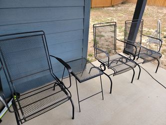 Metal patio set
