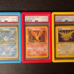 Pokemon TCG - PSA 8 1st Edition Fossil Legendary Birds 