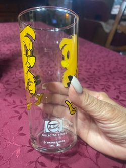 Henery Hawk 1973 Looney Tunes Pepsi Glass BLACK Writing