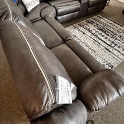 [OM] 🟪 Only $45 initial then take it home 🏡 Brand New Kincord 4 Piece Reclining Sectional 