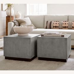 Pottery barn Byron coffee tables - set of 2