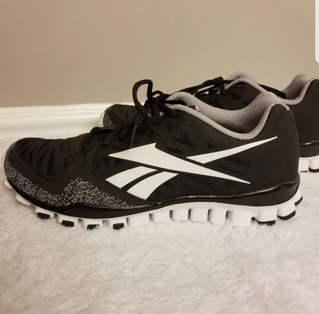 Reebok Shoes size 11