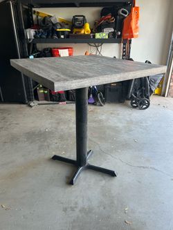 Bar tables