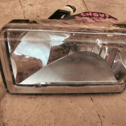 Fog Light For Chevy Silverado Passenger Side 