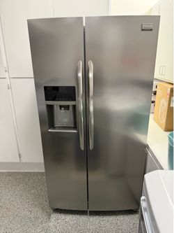 Frigidaire Refrigerator