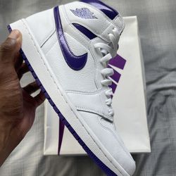 Jordan 1 High OG Court Purple SIZE 10.5 M - Size 12 W