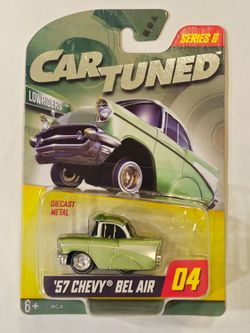 CAR TUNED DIE CAST METAL .  LOWRIDERS SERIES 6 . 1957 CHEVY BEL AIR .
