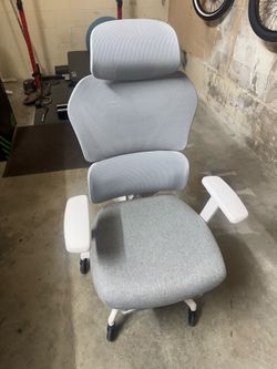 Sharper image s850 mesh massage chair