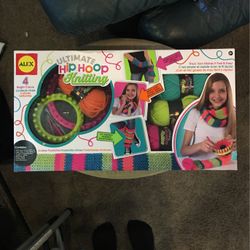 Ultimate Hip Hoop Knitting