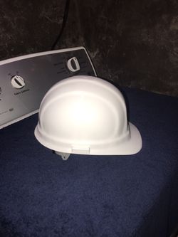 Omega 2 Hard Hat! Brand New Rachet Style ! $25