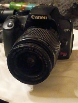 Canon EOS Rebel XS DSLR Camera with 18-55mm Lens