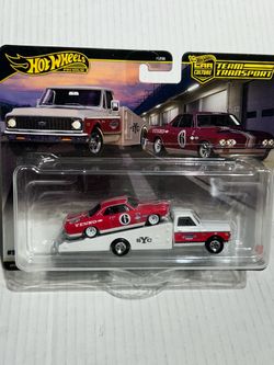 Hotwheels Chevy hauler set