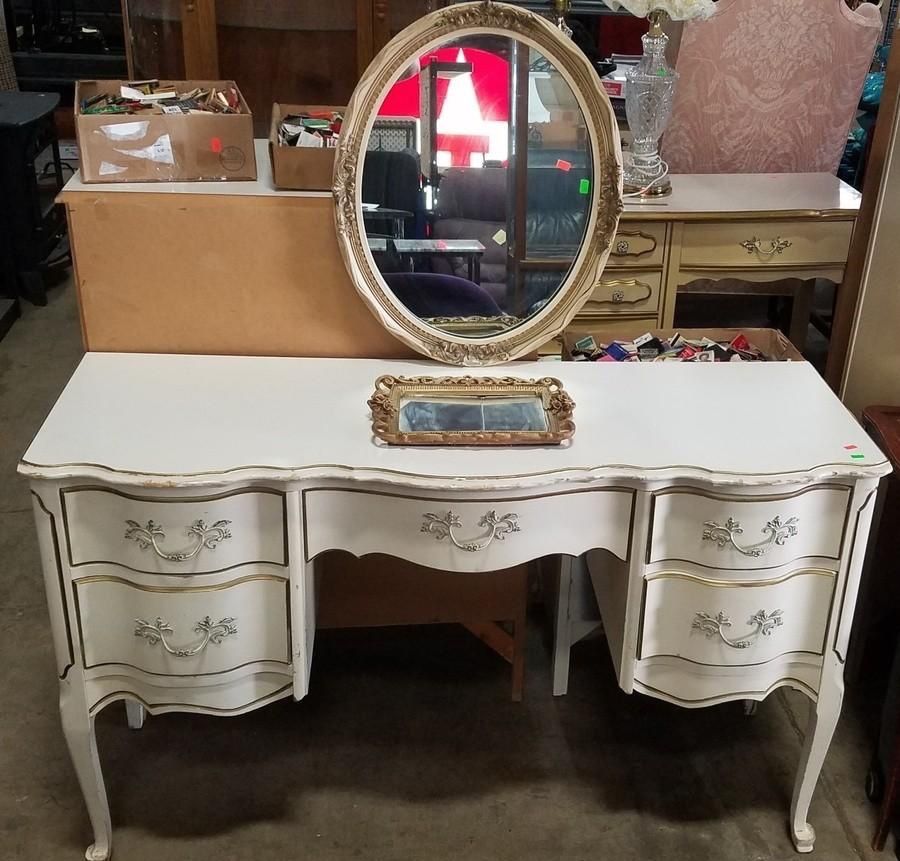 Gorgeous French Provincial Vanity - Delivery Available