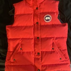 Canda goose Down Vest
