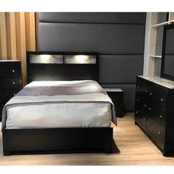 4PC Queen Bedroom Set