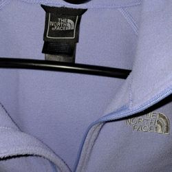 North Face Lavender Pull Over Medium 20.00