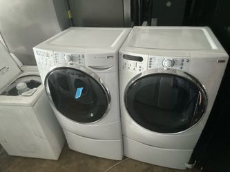 KENMORE ELITE WASHER AND DRYER