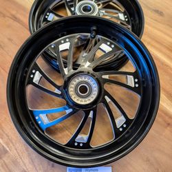 New 10x2 spindle mounts for sale