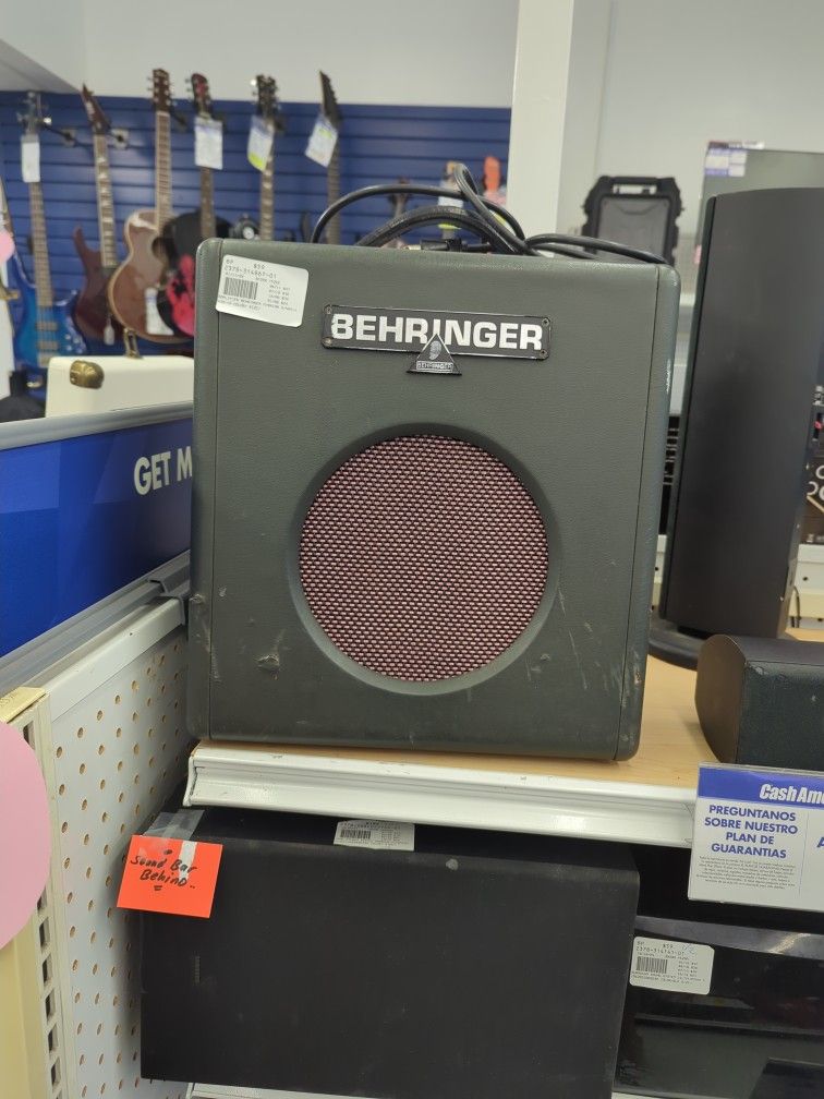 Behringer Amp