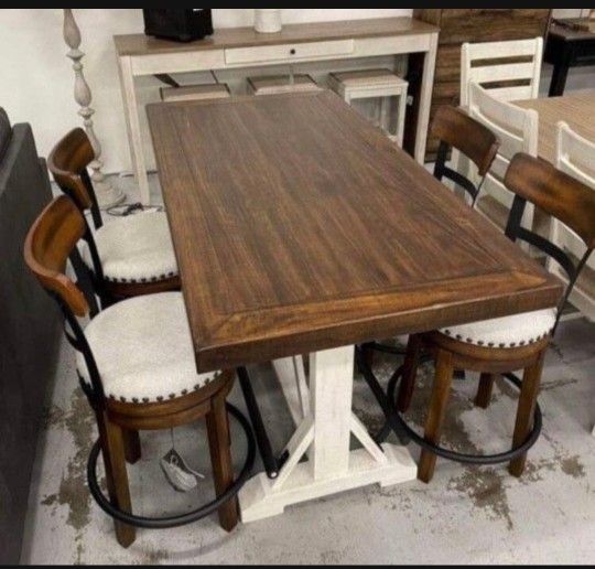 Brand New @ Ashley Dining Room Set@ Valebeck Counter Height Dining Table And Chairs & Bar Stools @ Fastest Delivery 💥 Financing Options