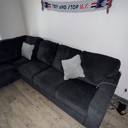 Couch sectional 