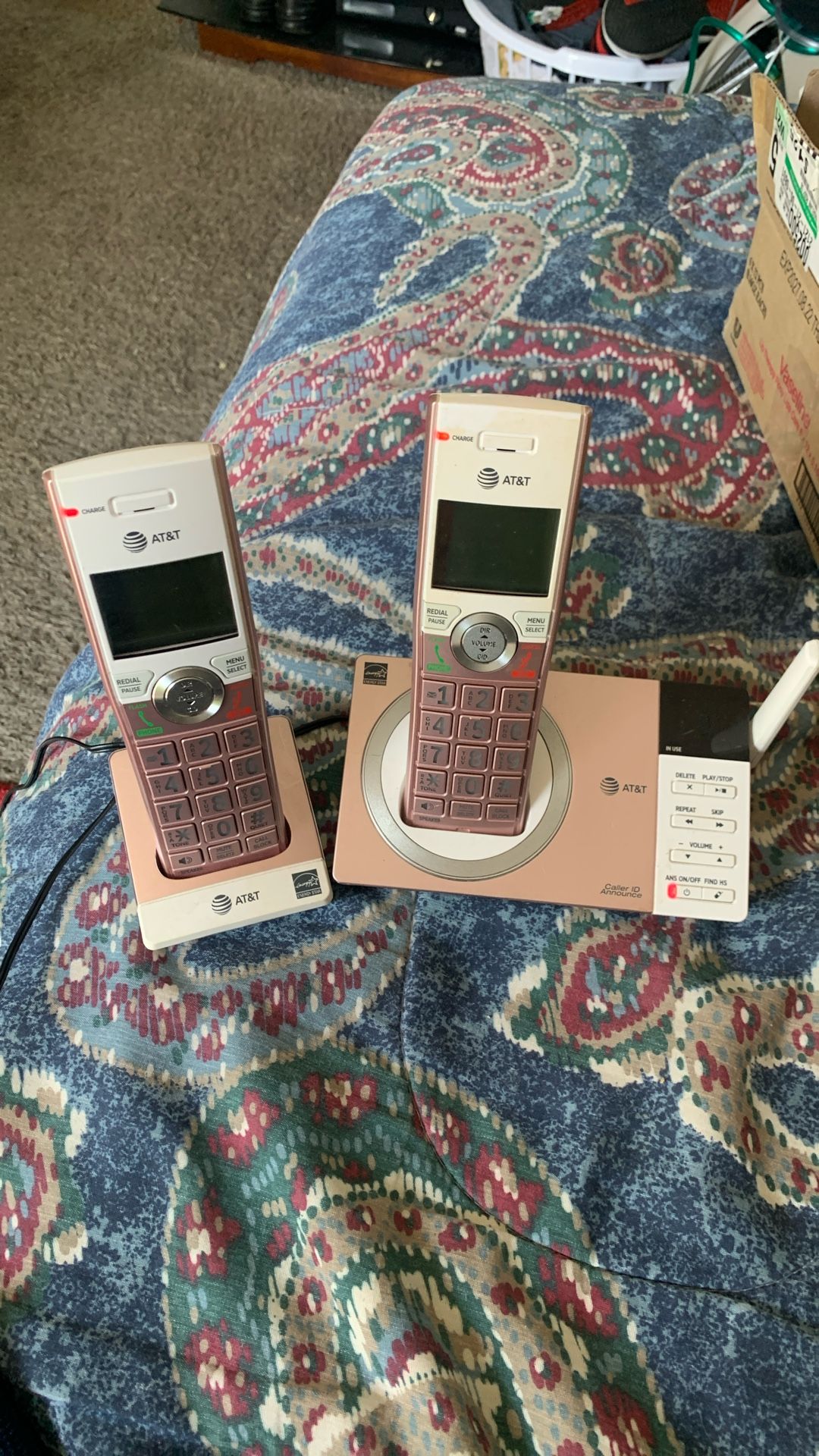 AT&T Caller ID. Announce works great.