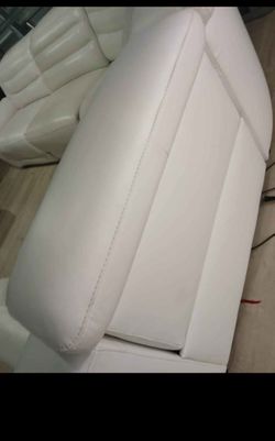 SECTIONAL GENUINE LEATHER RECLINER ELECTRIC ⚡ WHITE COLOR.. DELIVERY SERVICE AVAILABLE 🚚💥🚚✅