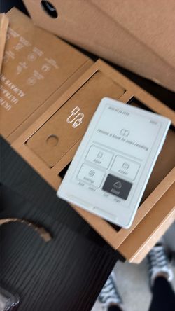 Kindle E-Reader White