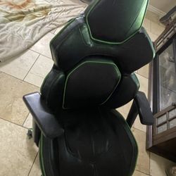 gaming chair