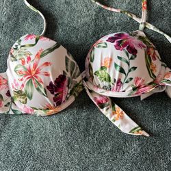 Size D Bikini