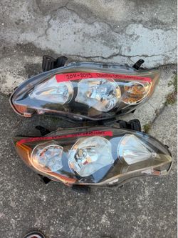 2011-2013 Toyota Corolla Oem Headlights