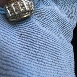 10ct Gold Ring With 10ct Diamonds 