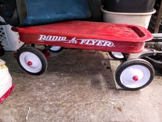 Radio Flyer metal wagon