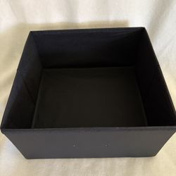 Storage drawers (no handles)  3-22” x 11.6”   6- 12”x 11.8”   1- 19.1”x 11.8” 