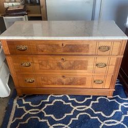 Mid 19th Century Victorian Dresser And Washstand