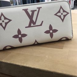 Louis Vuitton wallet purse