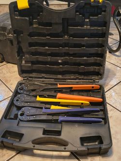 3 bolt cutters with case