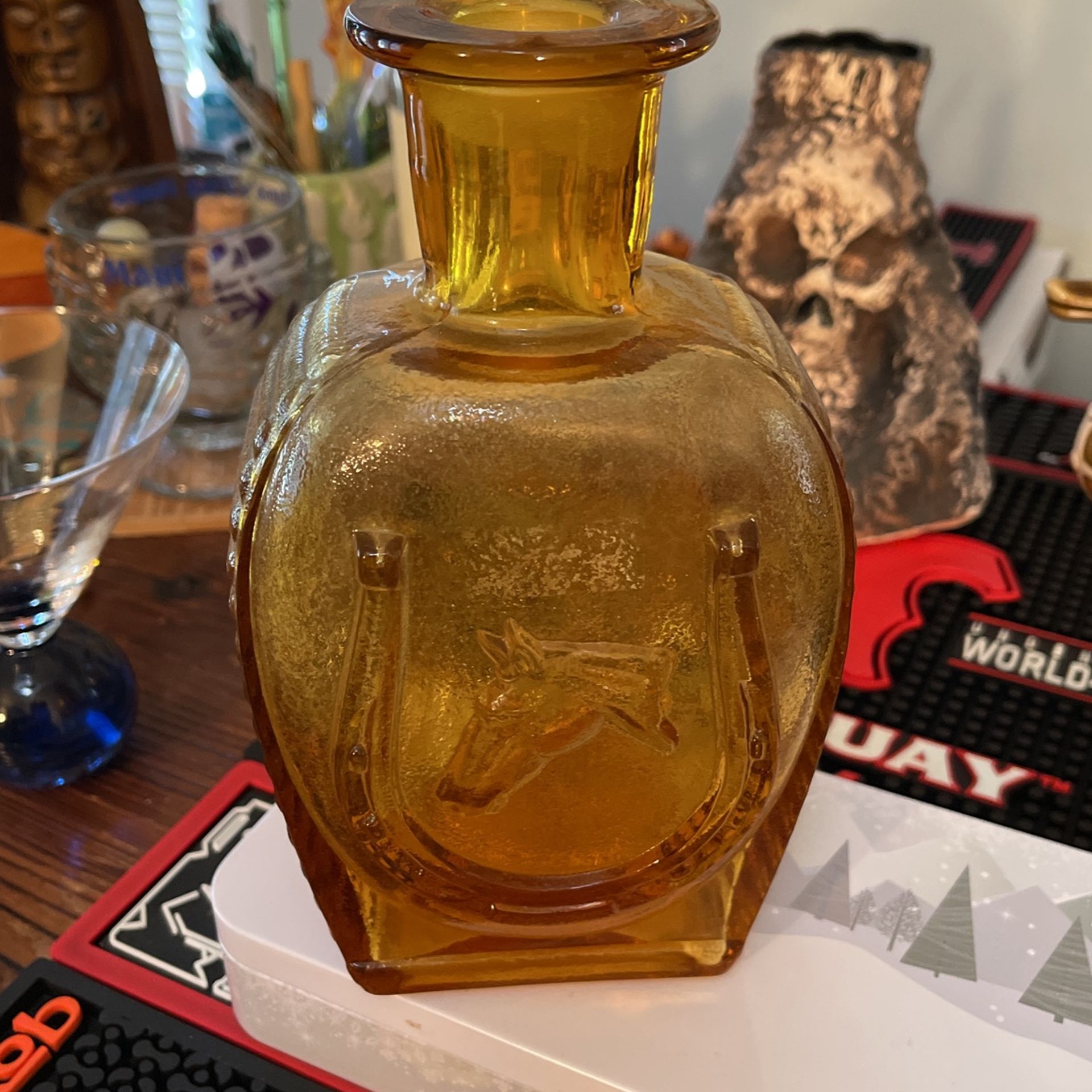 Carnival Glass Vintage Decanter With Impressed Horse In Horseshoe 3-D