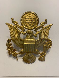 WW2 US Army officer Hat badge