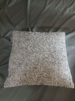 Decorative pillow
