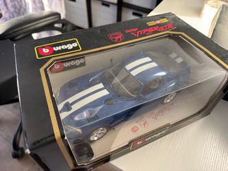 Bburago dodge viper GTS 1969 diecast model car in display box