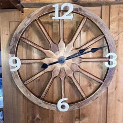 Custom Handmade Wagon Wheel Clock