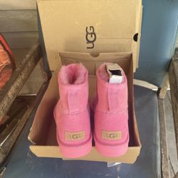Pink UGG Boots ( Size 8)