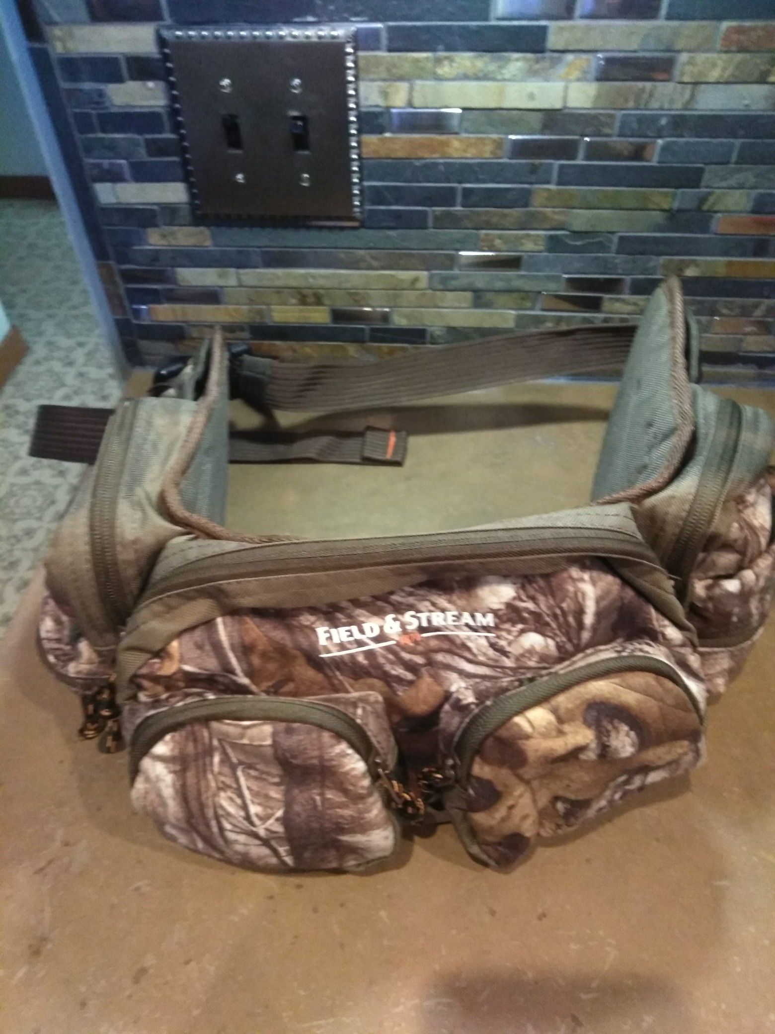 Field and stream Fanny pack for Sale in Elizabeth PA OfferUp