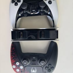 PS5 Edge & Spider-Man Controllers With Doc Charger